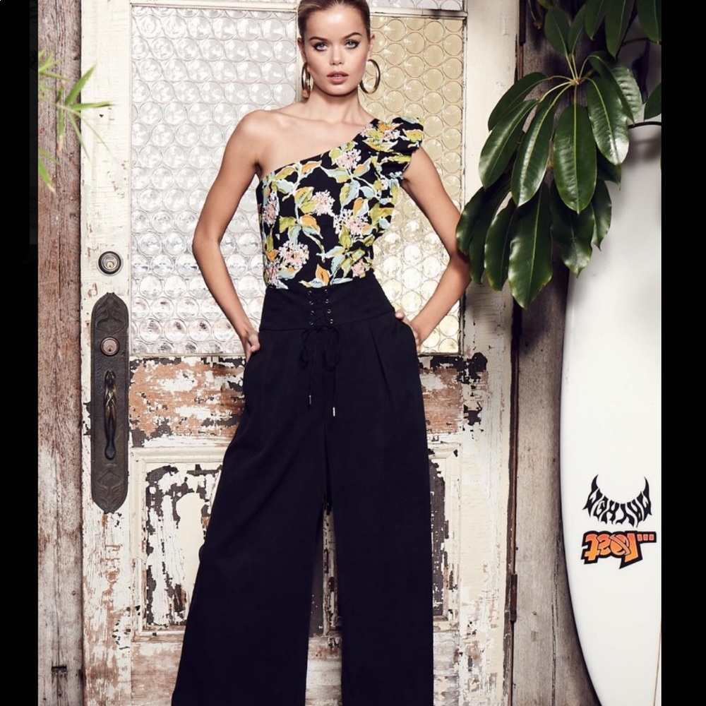 PAIGE “Cantina” Top in Black Multi-Kona Floral